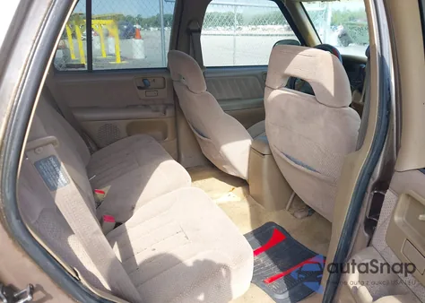 1996 Chevrolet Blazer from USA, damaged, VIN 1GNCS13W4TK233425